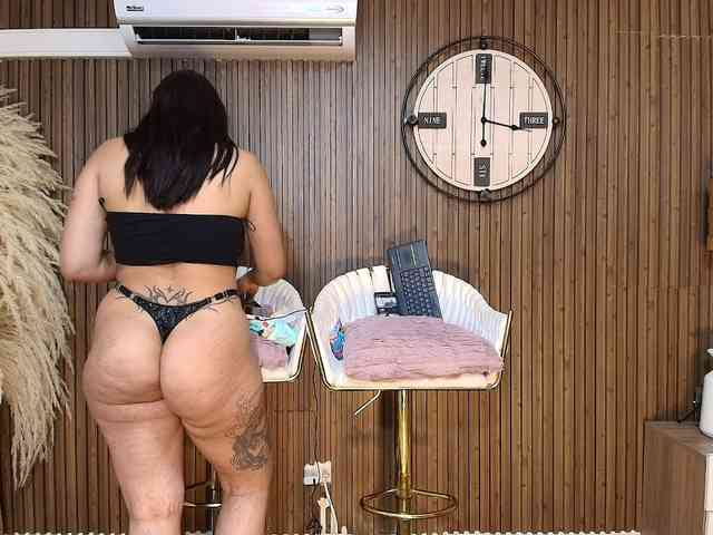 LaraAndDanna