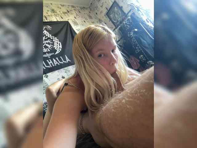NIKADELE
