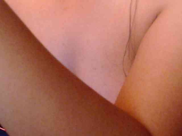 DanielaYoursexitary