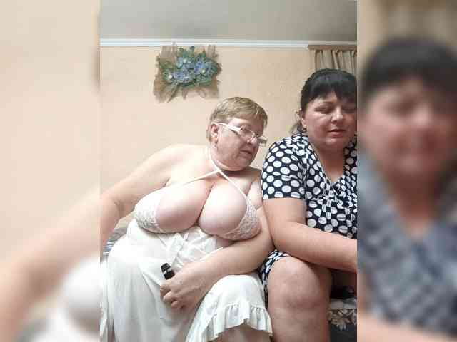 SweetLenaandNatalia