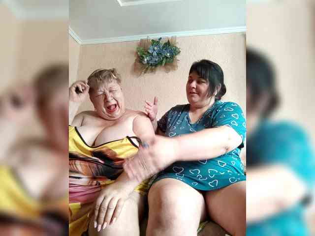 SweetLenaandNatalia