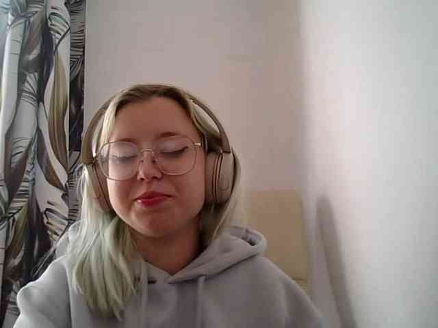 MaddieOrgasm