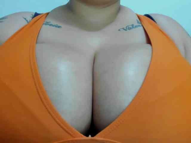 GabiBigBoobs