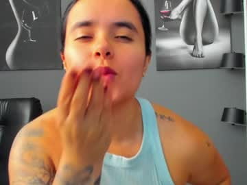 karlyjons_