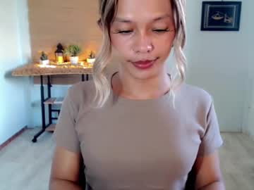 kendra_lunaxx