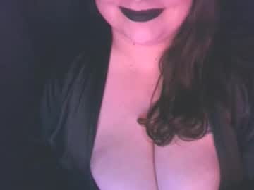 lonelyhousewifemilf