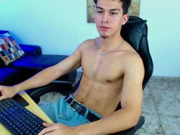 ryan_cum18