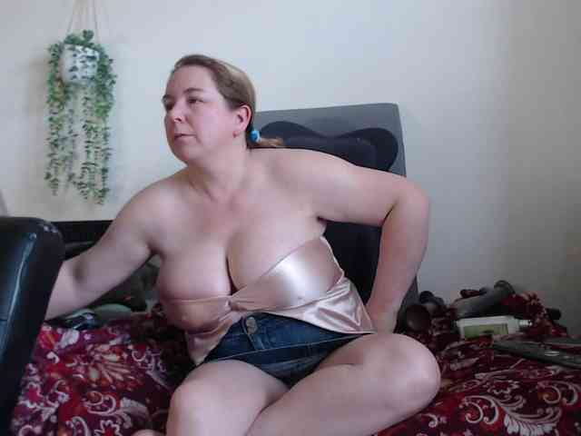 titanic-tits