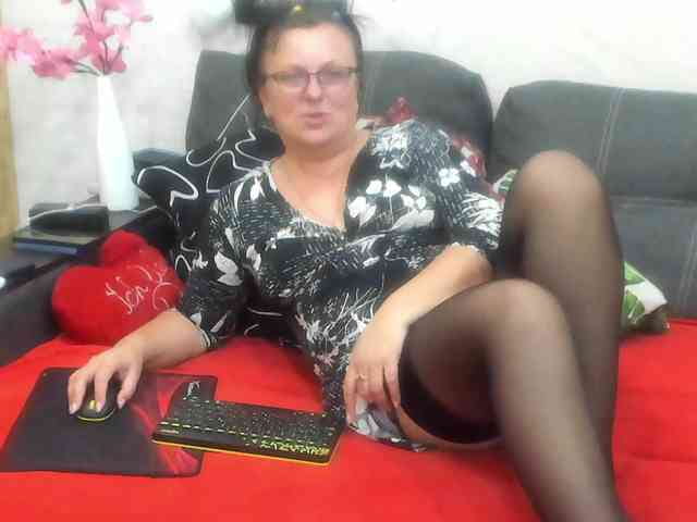KyliePage1