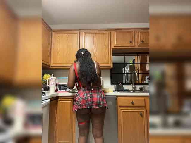 LacyPink