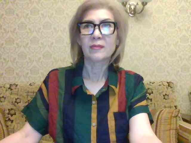 Elegant00Lady