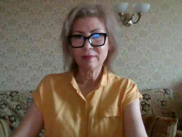 Elegant00Lady