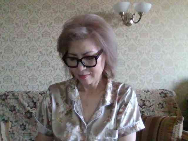 Elegant00Lady