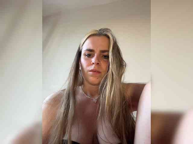 LolaSexxx