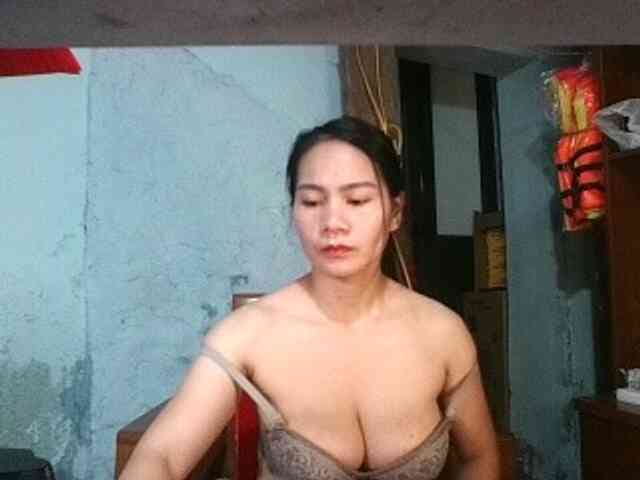 EllaShow93