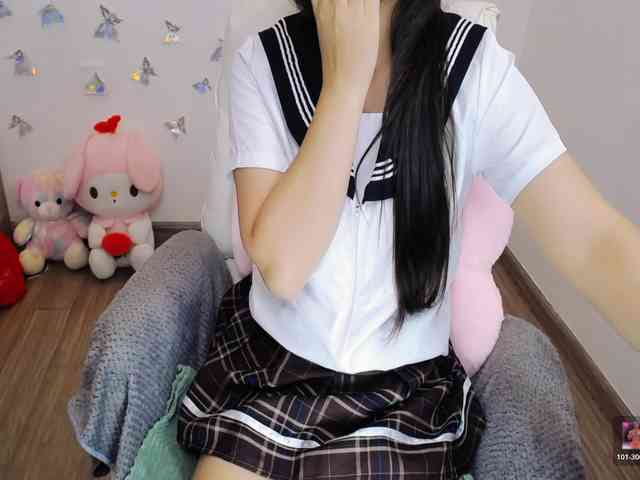 Angela19