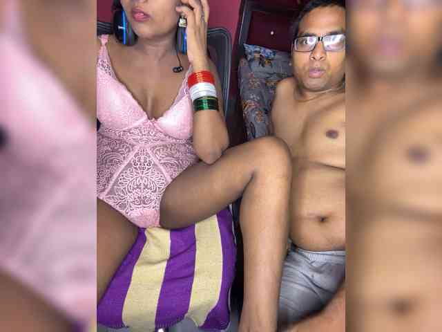 HotIndiancouple69