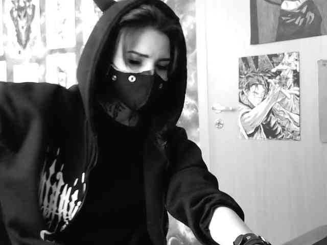 Dark-Pictur-