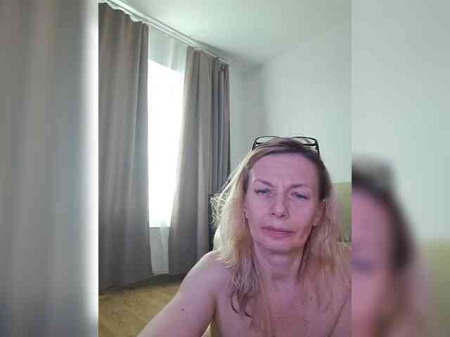 ShiningMILF