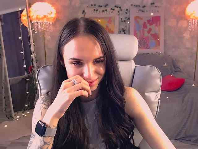 NicoleMerz